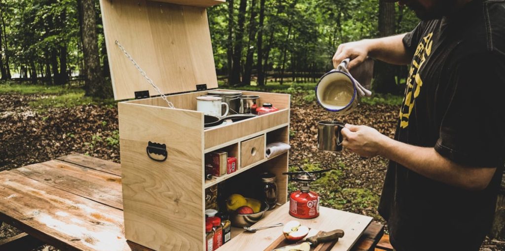 DIY CAMP CHUCK BOX