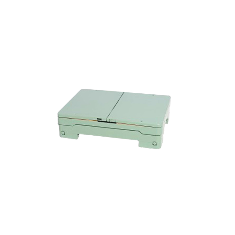 CB03 light green folding box with lid closed